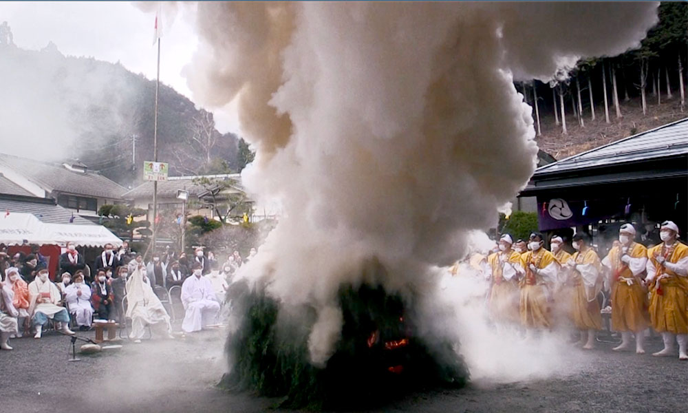 天河神社 柿坂神酒之祐（みきのすけ）さん 神事 大護摩